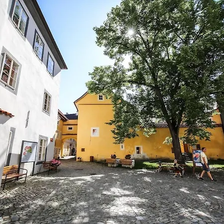Klasterni Apartmany Cesky Krumlov Exterior photo